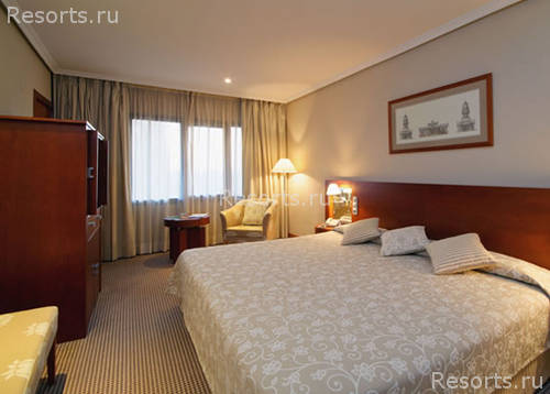 Tryp Alameda Aeropuerto 7
